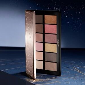 12-Color Shimmering Eyeshadow Palette